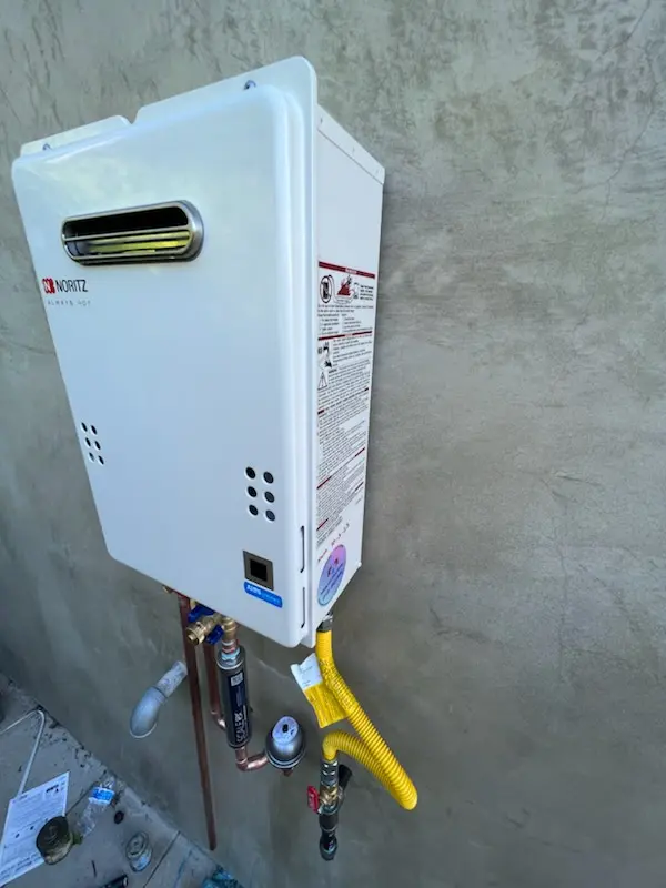 Tankless water heater installation for Garfield Park East homes